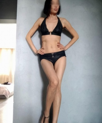 Изысканная красотка приглашает на незабываемый отдых в мир страсти и удовольствия. Готова побаловать и порадовать. Все индивидуально и конфиденциально. 1305, 41 год