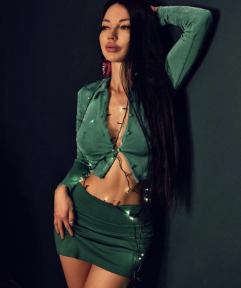 Очаровательная и раскрепощенная девушка с безупречной внешностью приглашает на тет-а-тет встречу. Буду ждать тебя, чтобы исполнить все твои желания и фантазии! 14722, 22 года